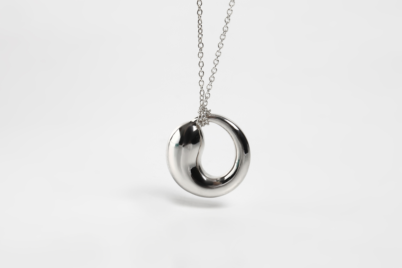TIFFANY&Co[ティファニー]　エターナル サークル ネックレス（M）　並行輸入品