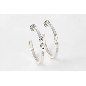 画像1:  TIFFANY&Co[ティファニー] 1837 フープ・ピアス（M）　並行輸入品 (1)