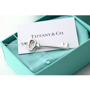 画像4: TIFFANY&Co[ティファニー]　ヴィンテージ オーバル キー ペンダント 並行輸入品 (4)