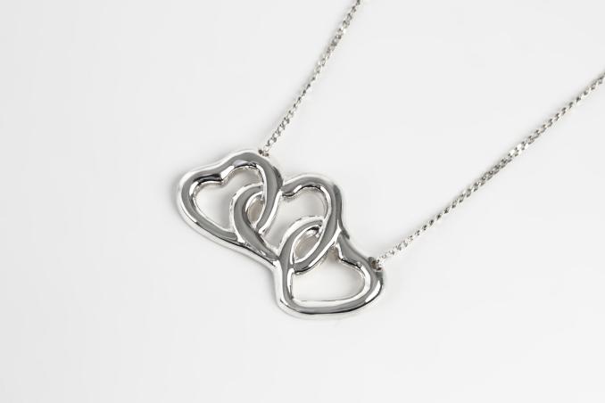 TIFFANY&Co[ティファニー]　トリプル ハート ペンダント　並行輸入品